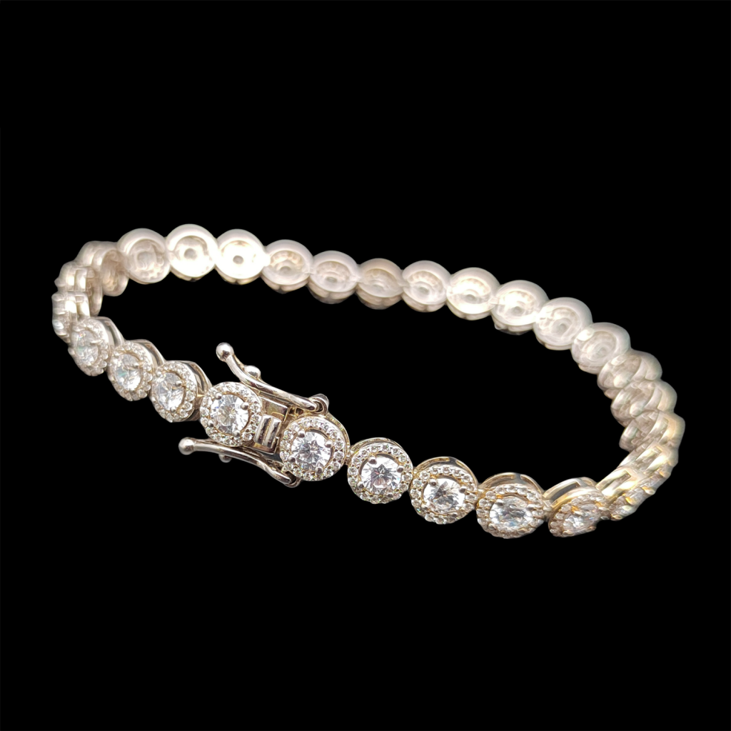 44060086 Iced Out Cuban Link Bracelet